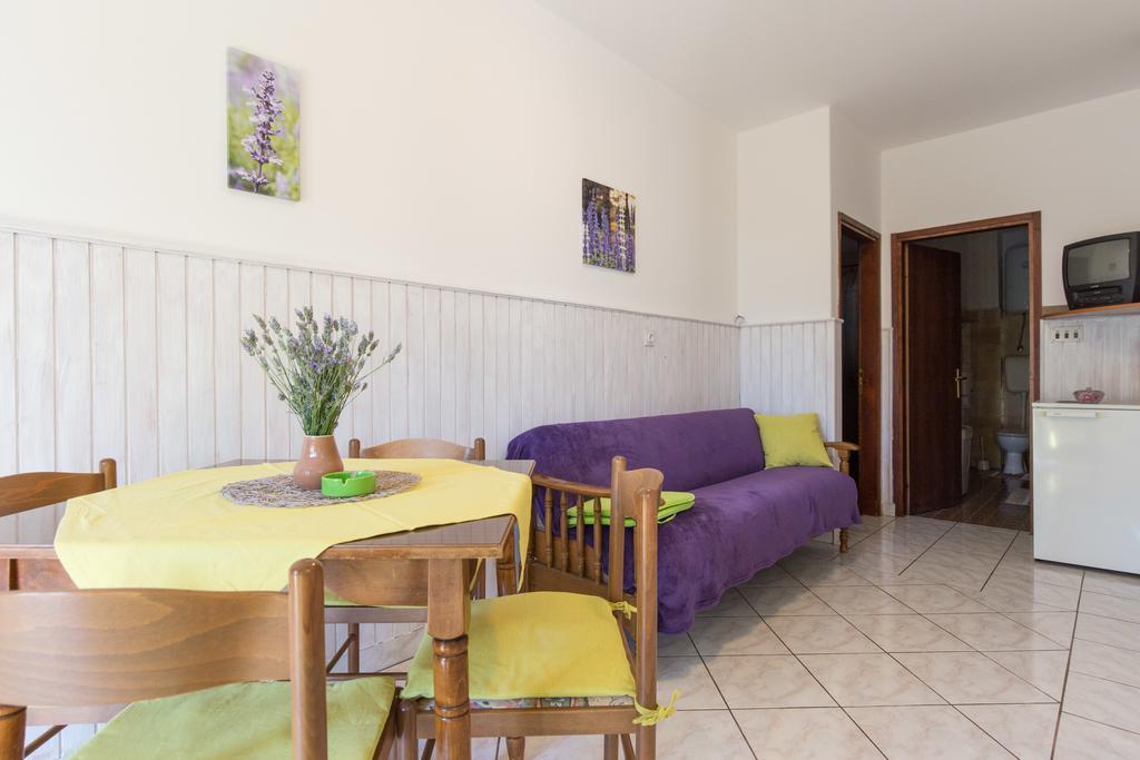 Apartment Milka A4 Krk Town Zewnętrze zdjęcie